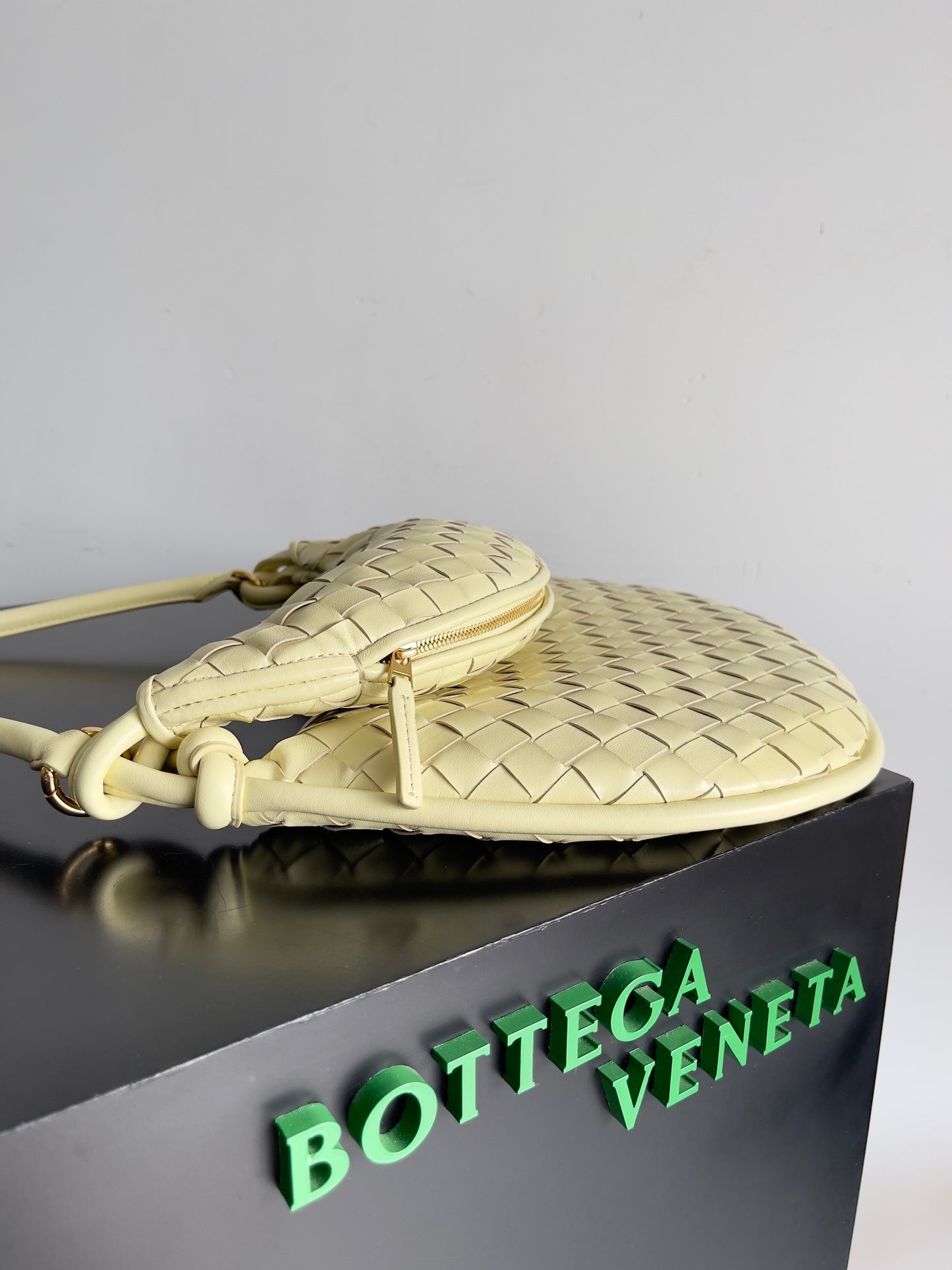 Bottega Veneta Handbag