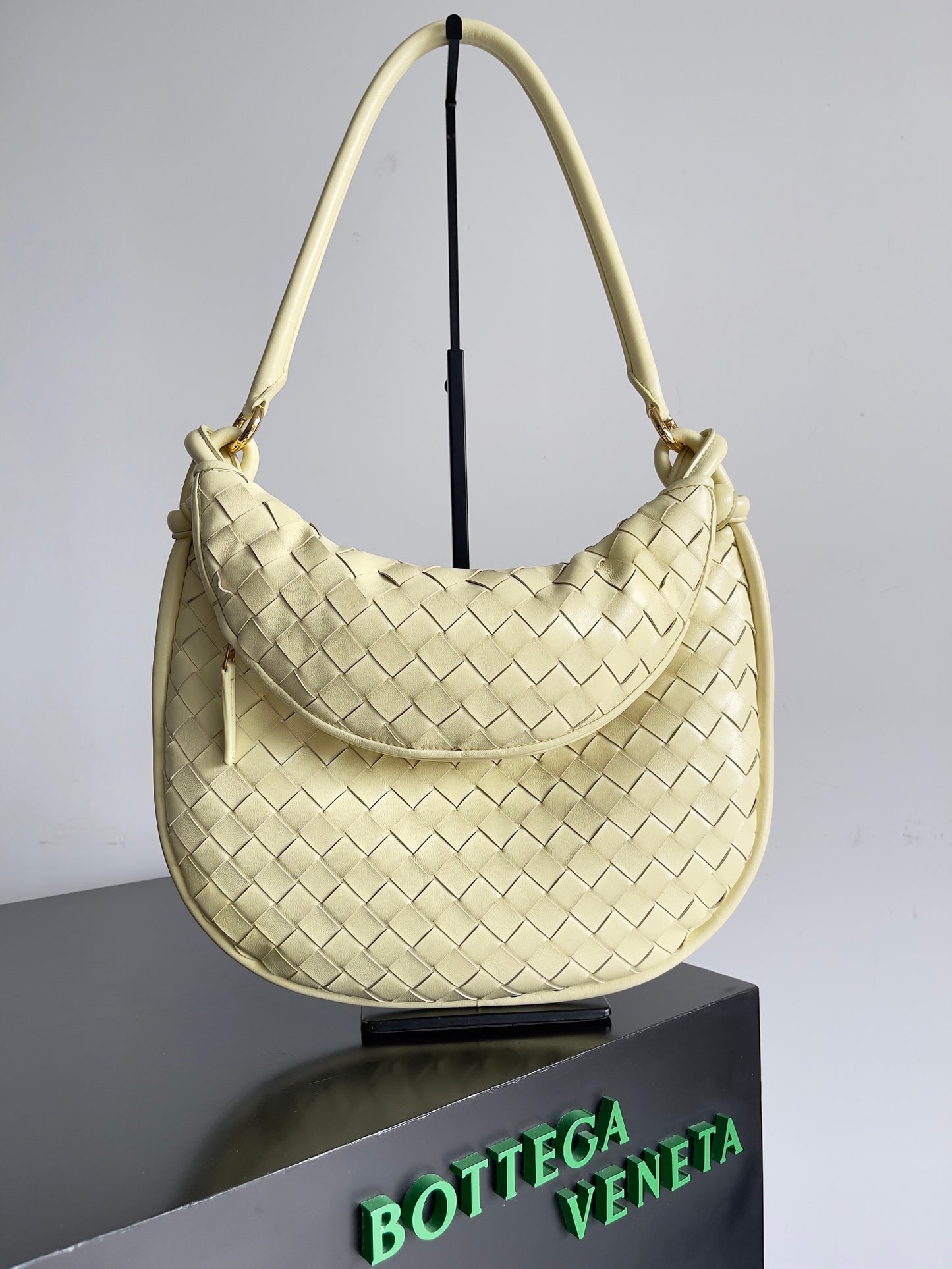 Bottega Veneta Handbag