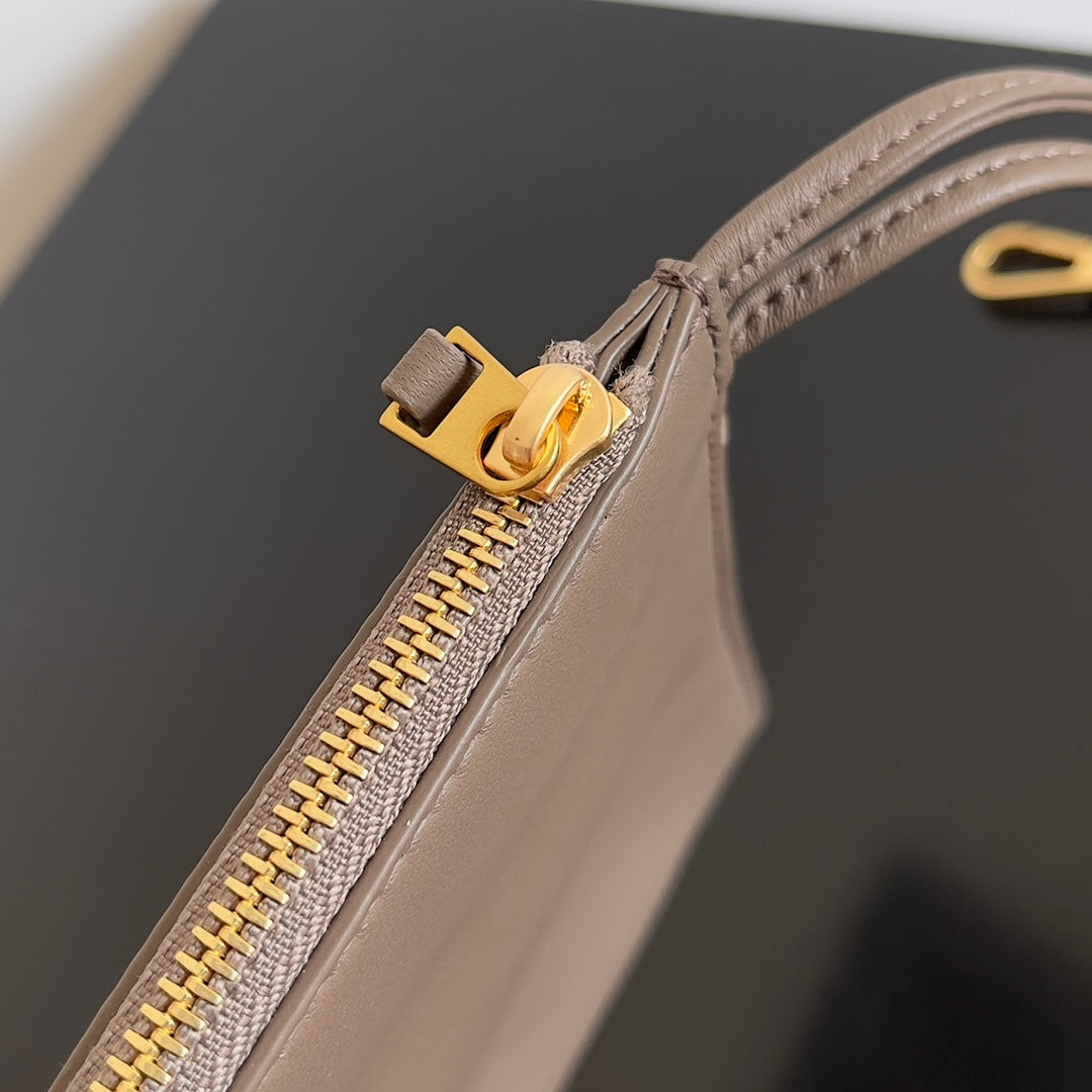 Bottega Veneta Handbag