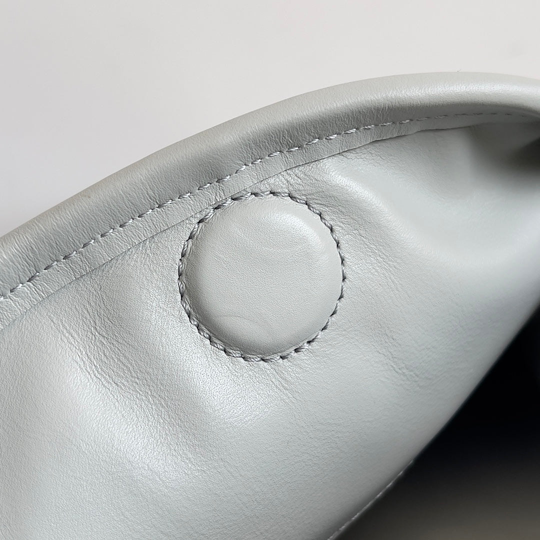 Bottega Veneta Handbag