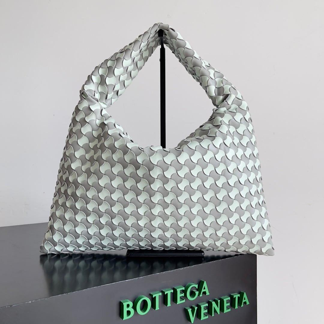Bottega Veneta Handbag