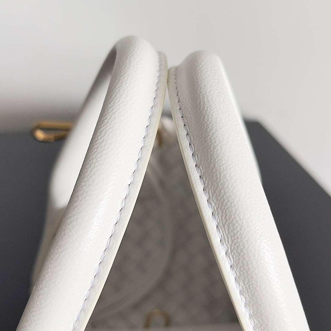 Bottega Veneta Handbag
