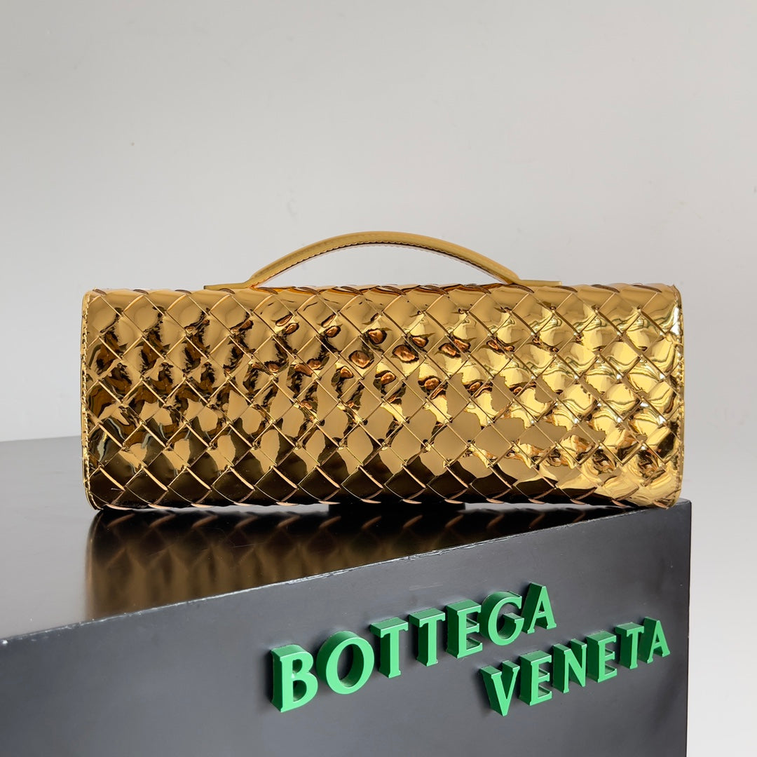Bottega Veneta Handbag