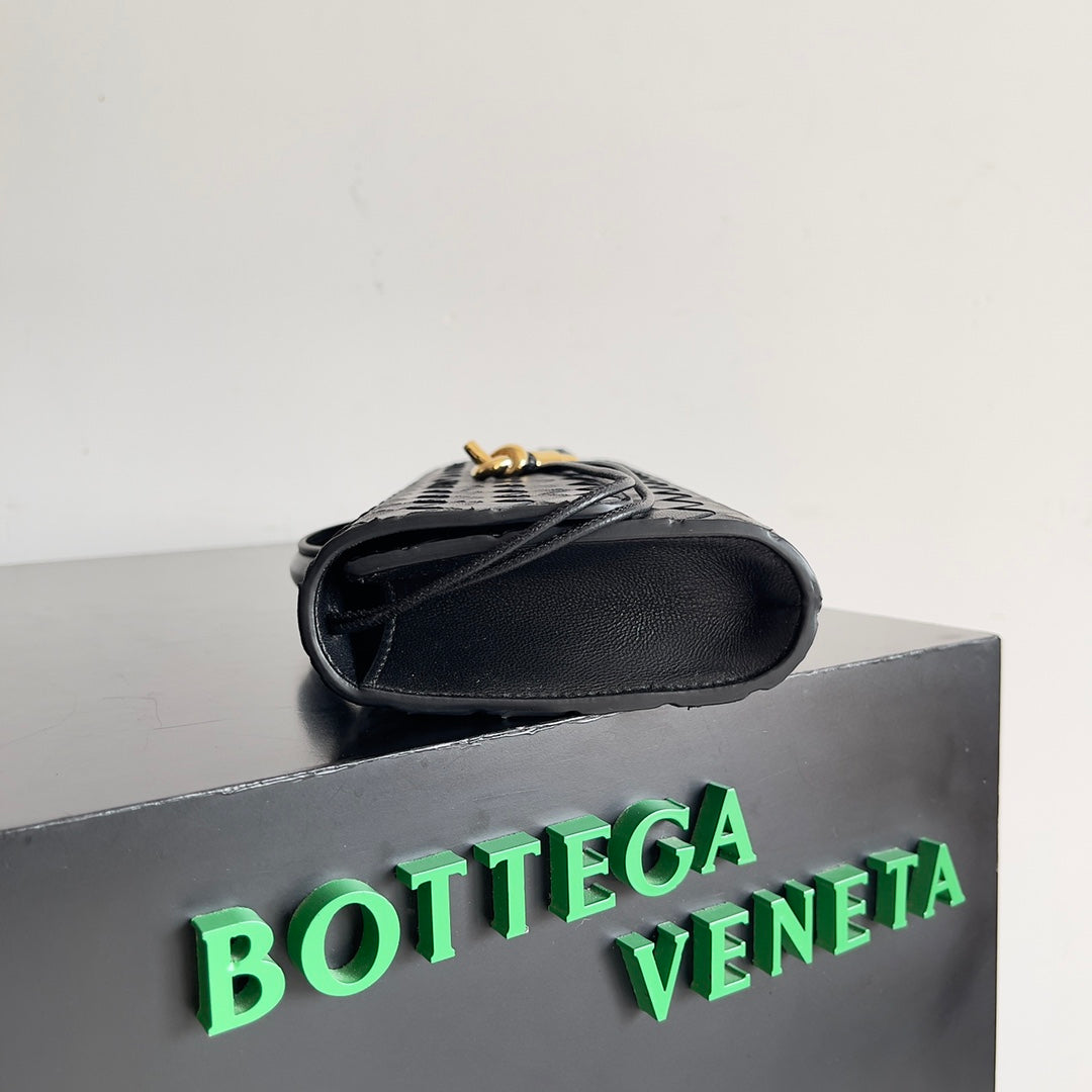 Bottega Veneta Handbag