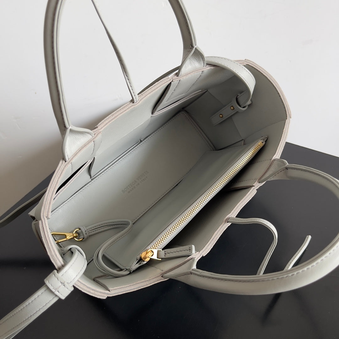 Bottega Veneta Handbag