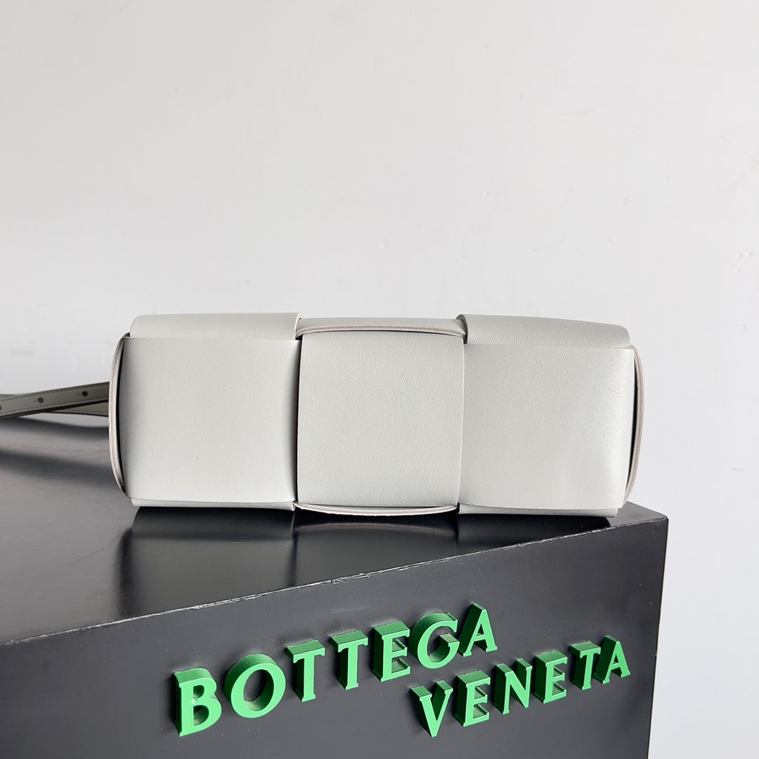 Bottega Veneta Handbag