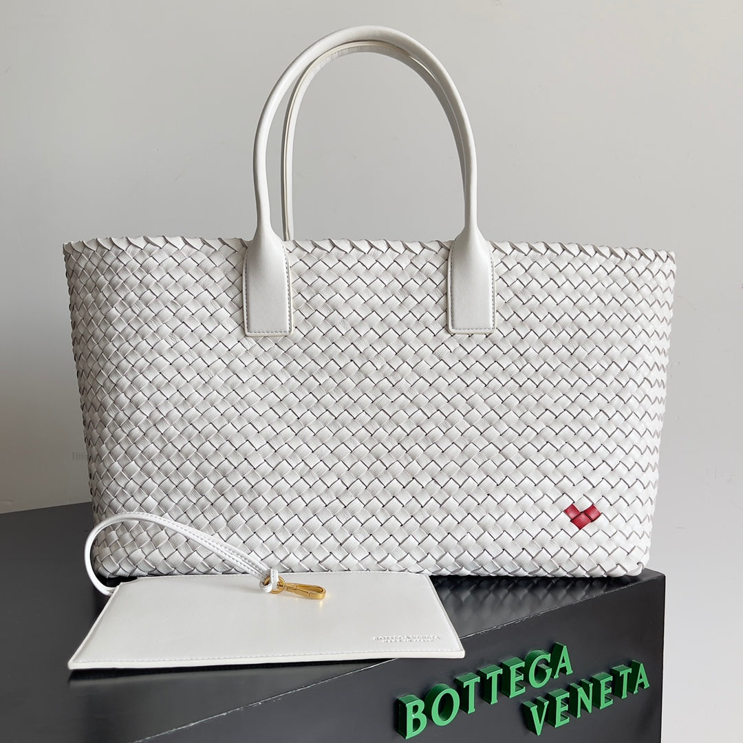 Bottega Veneta Handbag