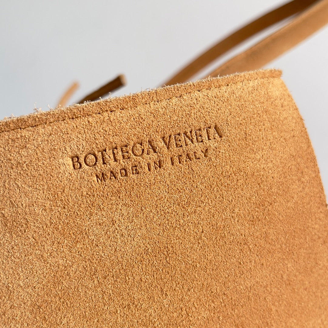 Bottega Veneta Handbag