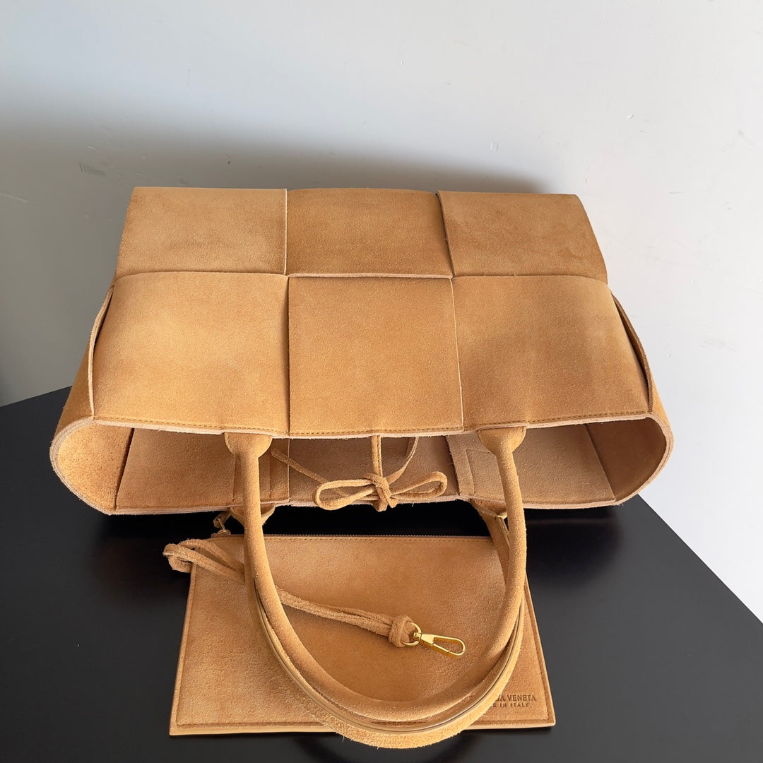 Bottega Veneta Handbag