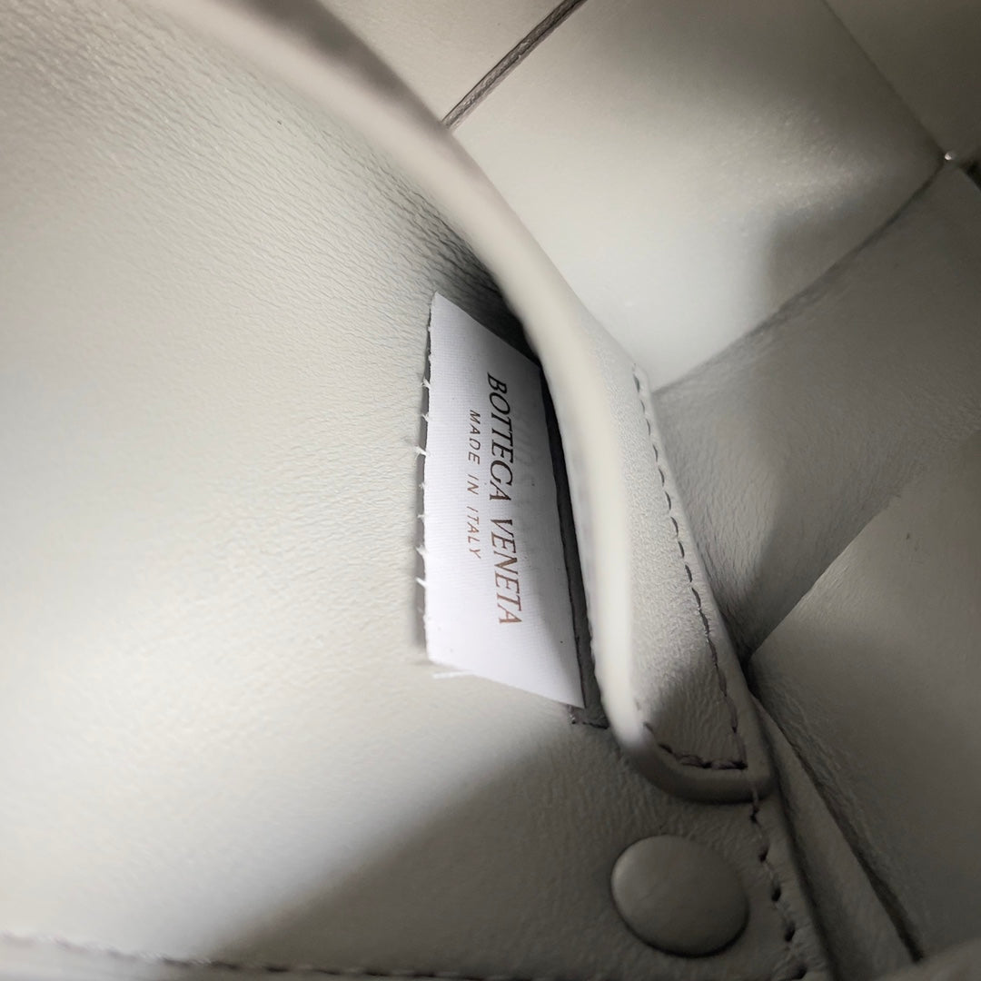 Bottega Veneta Handbag