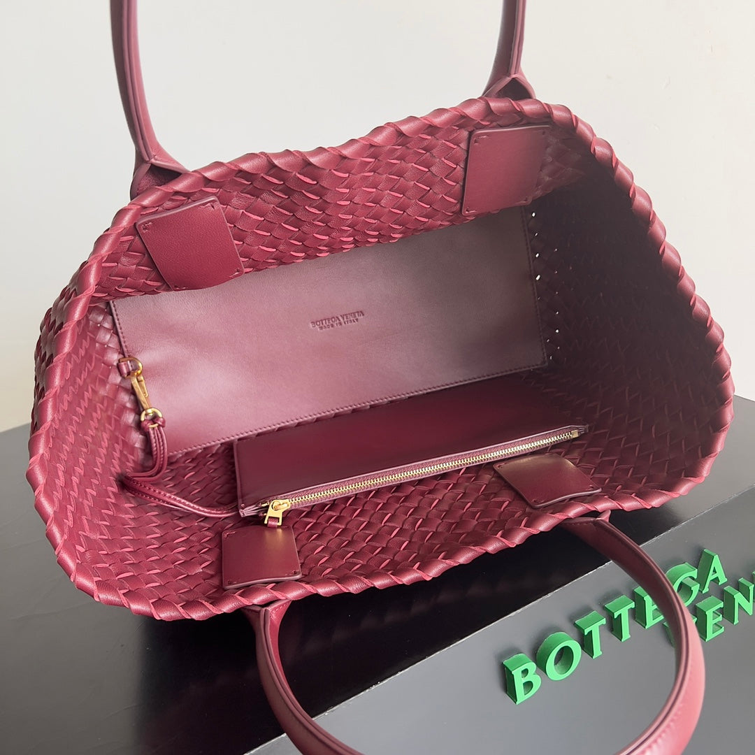 Bottega Veneta Handbag