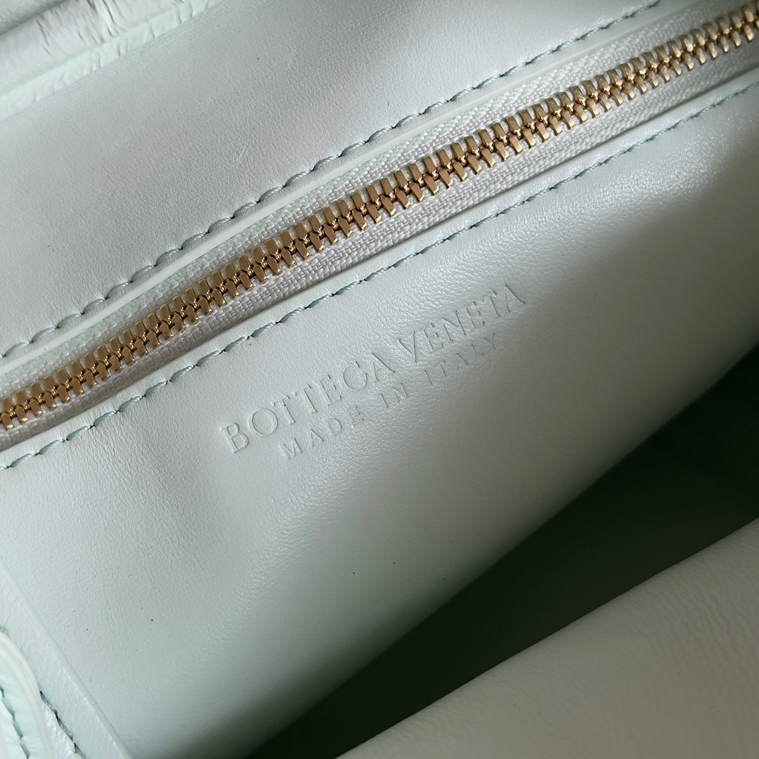 Bottega Veneta Handbag