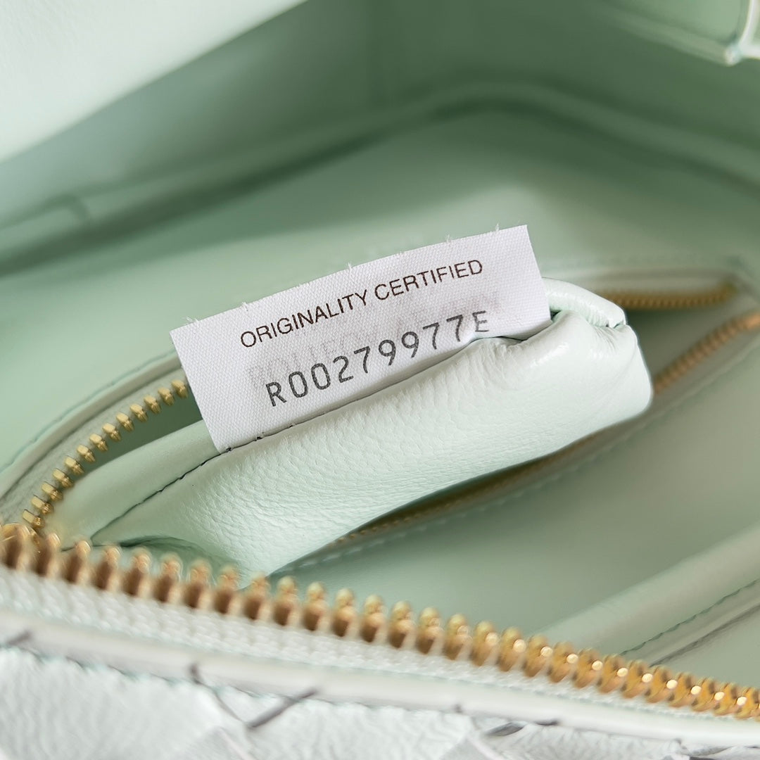 Bottega Veneta Handbag
