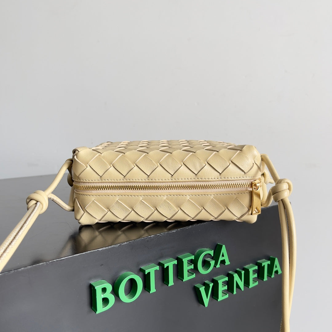 Bottega Veneta Handbag