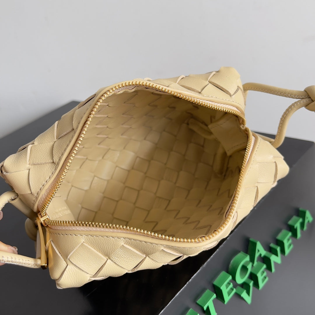 Bottega Veneta Handbag