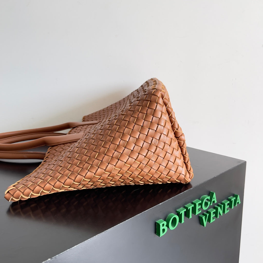 Bottega Veneta Handbag
