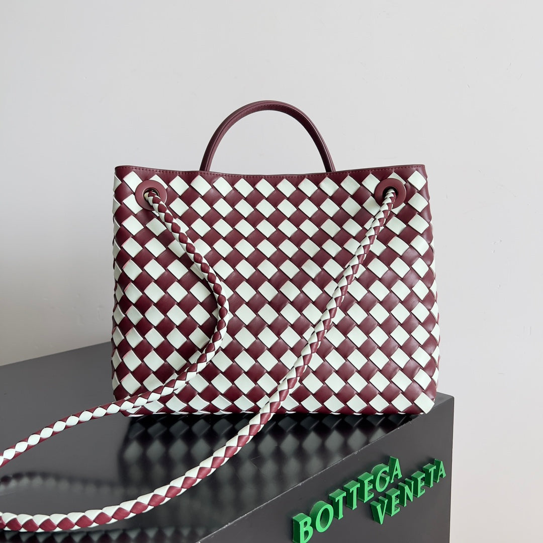 Bottega Veneta Handbag