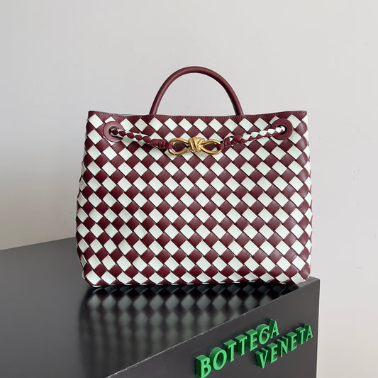 Bottega Veneta Handbag