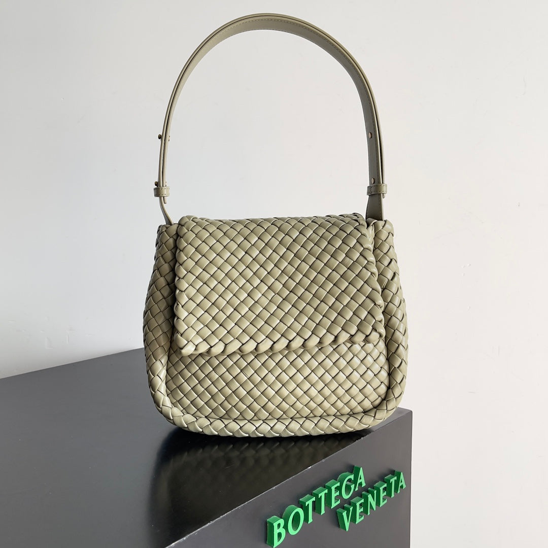 Bottega Veneta Handbag