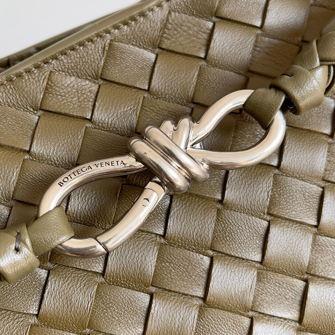 Bottega Veneta Handbag