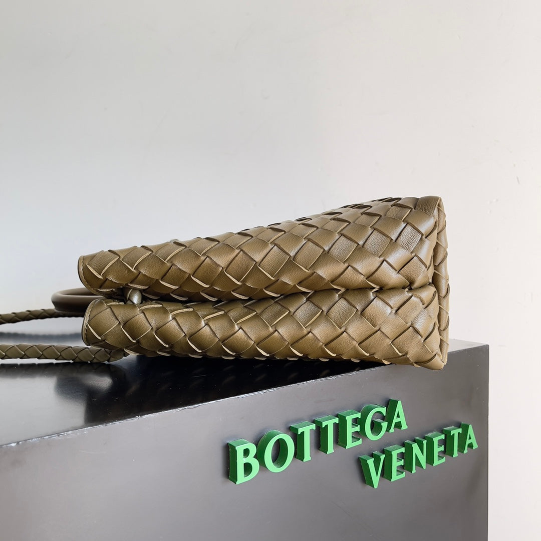 Bottega Veneta Handbag
