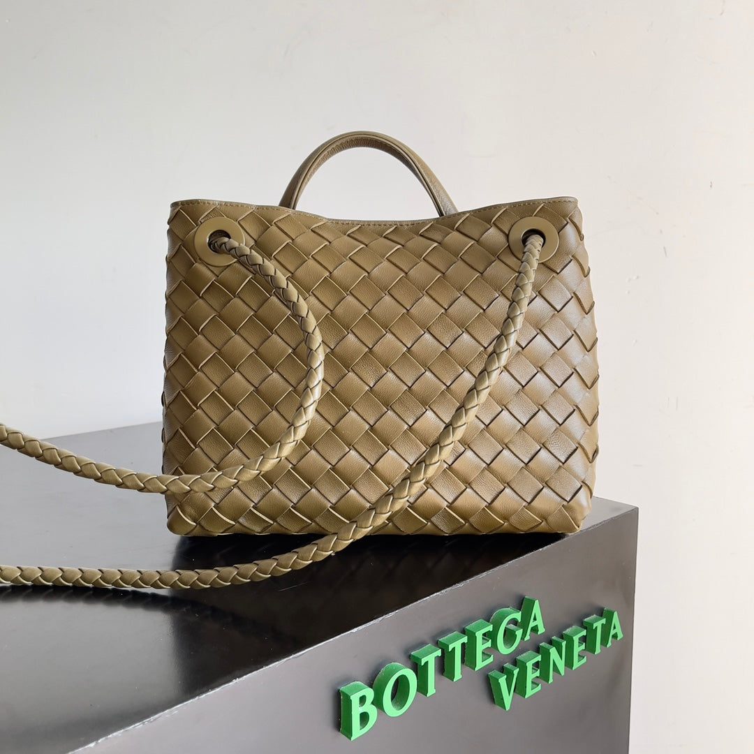 Bottega Veneta Handbag