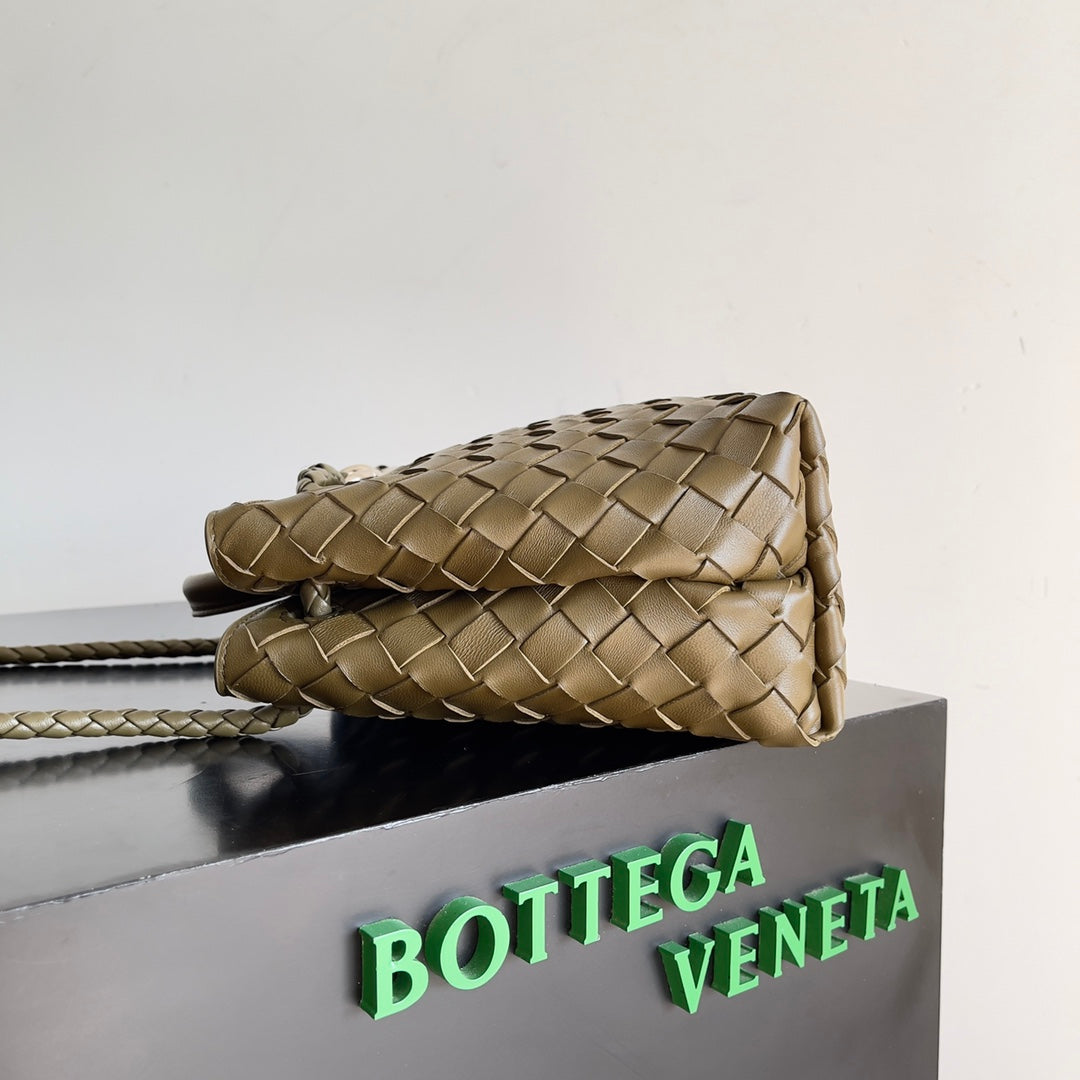 Bottega Veneta Handbag