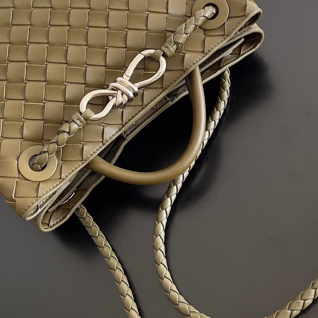 Bottega Veneta Handbag