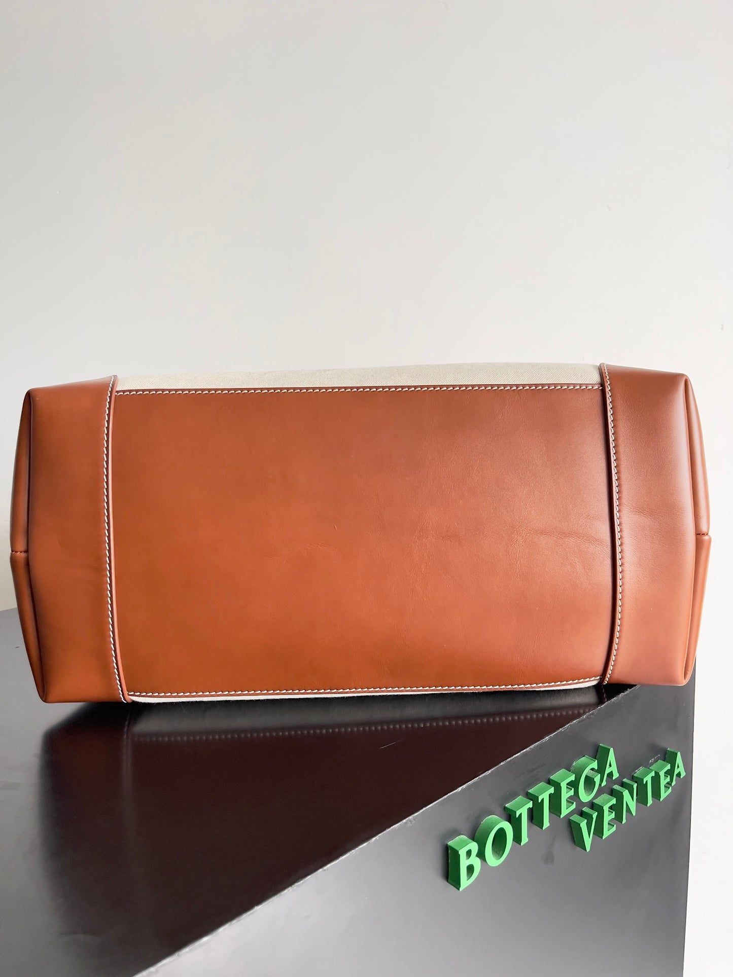 Bottega Veneta Handbag