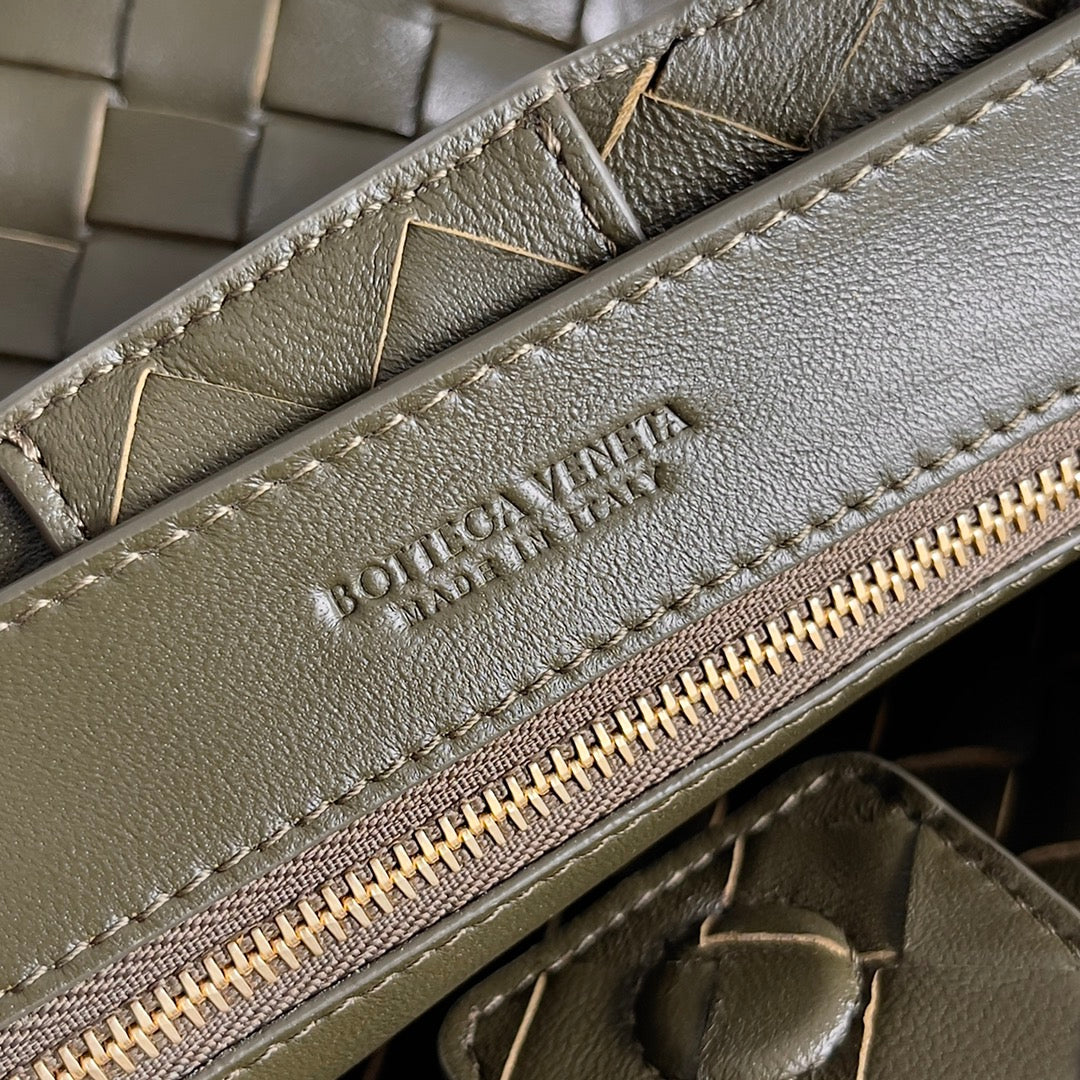 Bottega Veneta Handbag