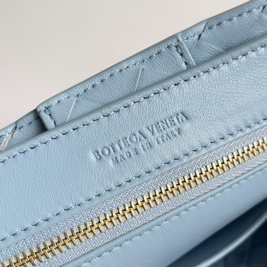 Bottega Veneta Handbag