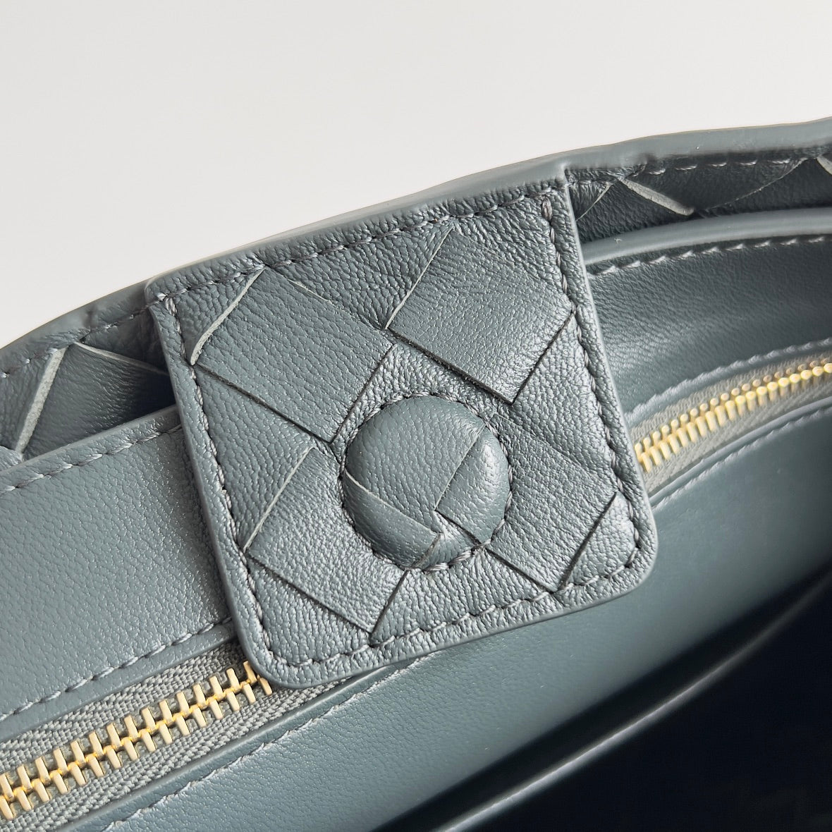 Bottega Veneta Handbag