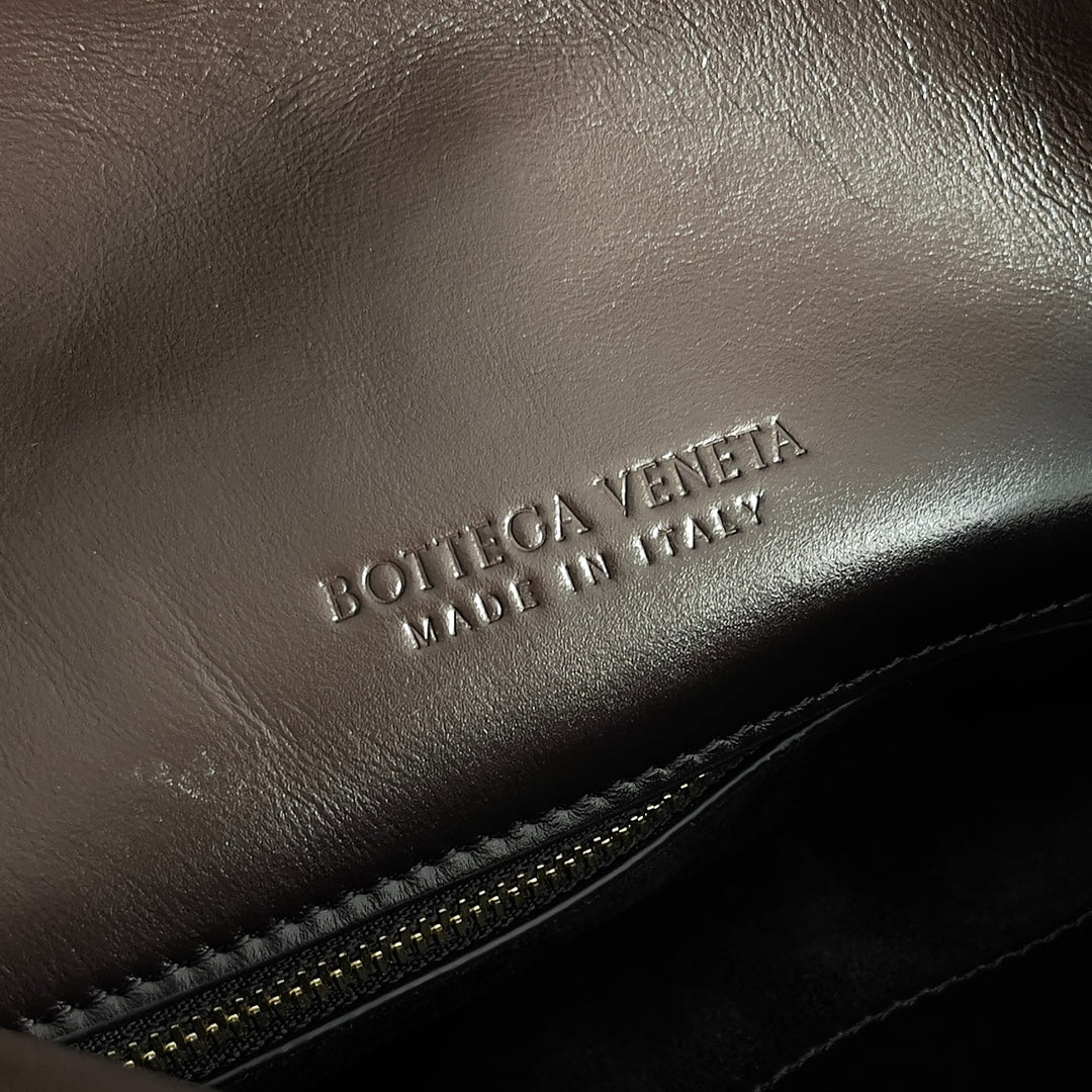 Bottega Veneta Handbag