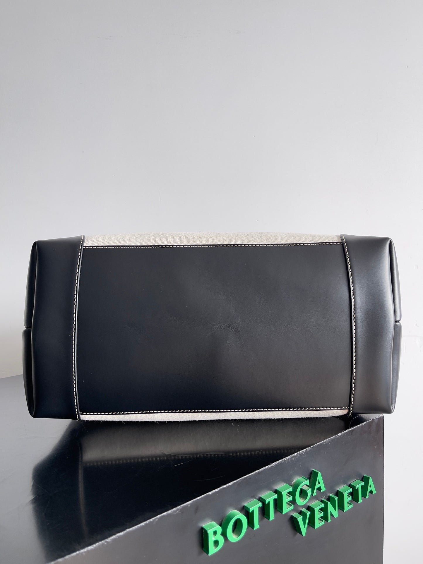 Bottega Veneta Handbag