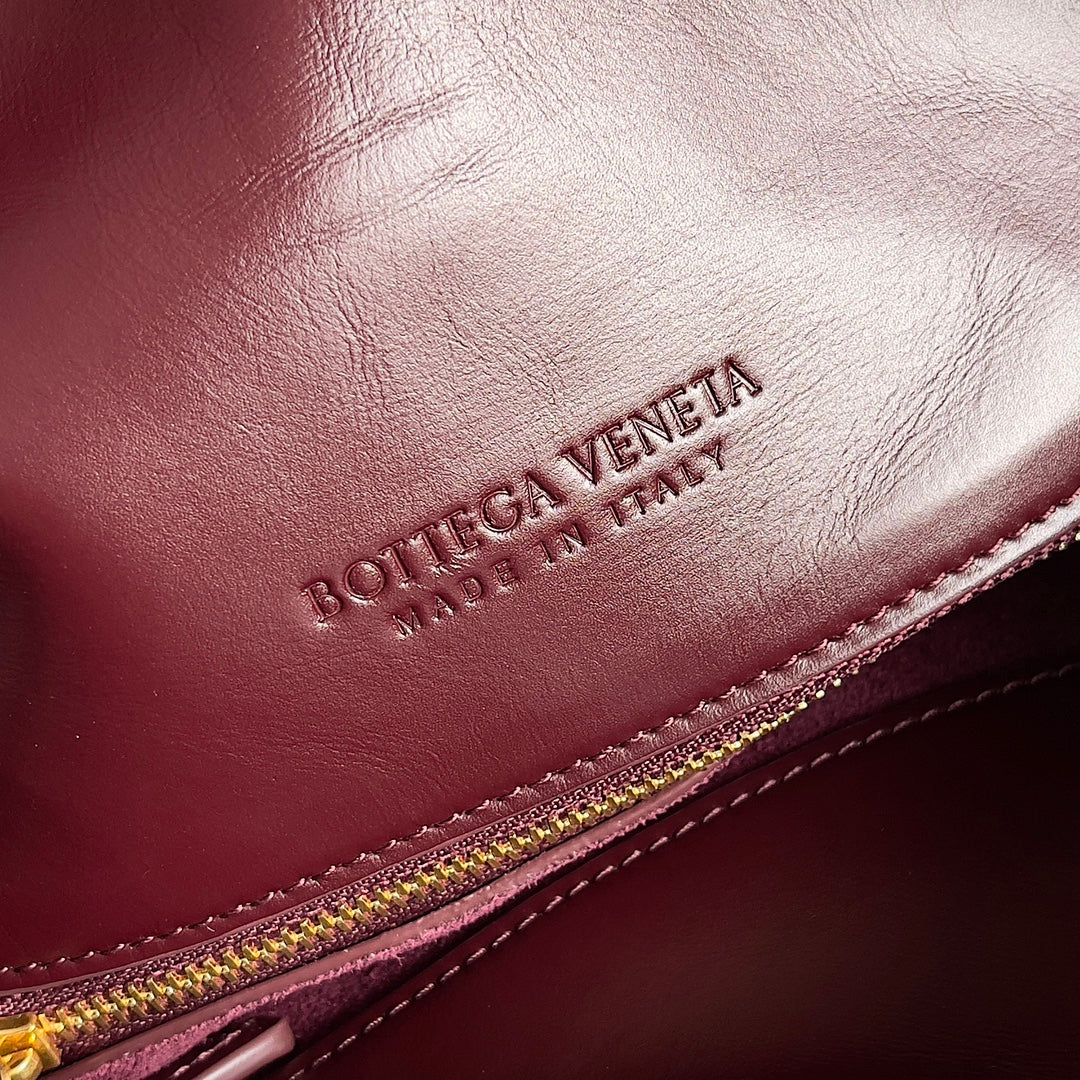 Bottega Veneta Handbag