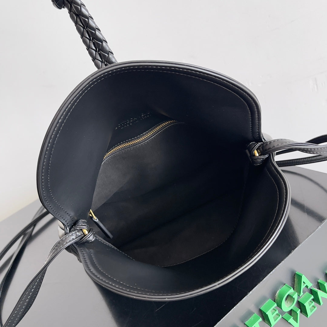 Bottega Veneta Handbag