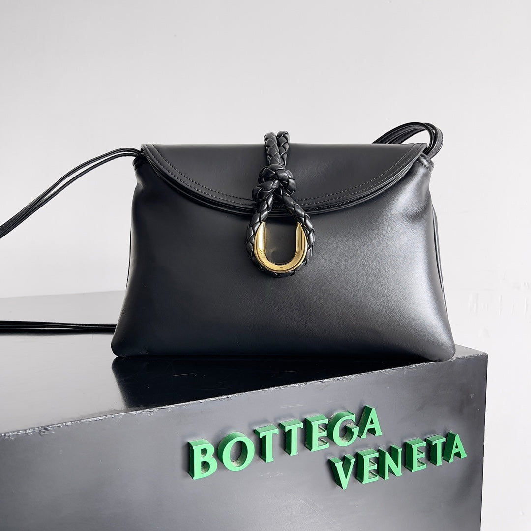 Bottega Veneta Handbag