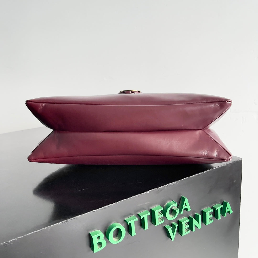Bottega Veneta Handbag