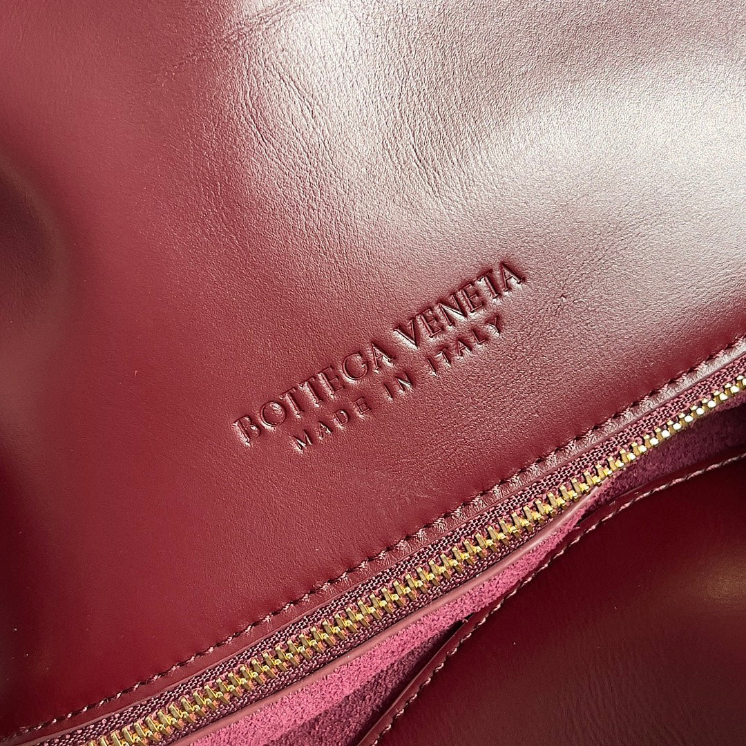Bottega Veneta Handbag