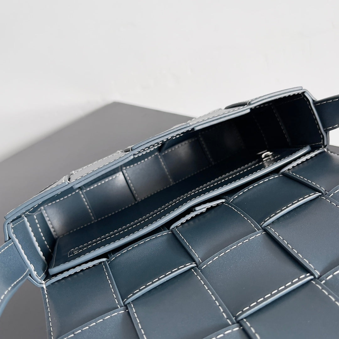 Bottega Veneta Handbag