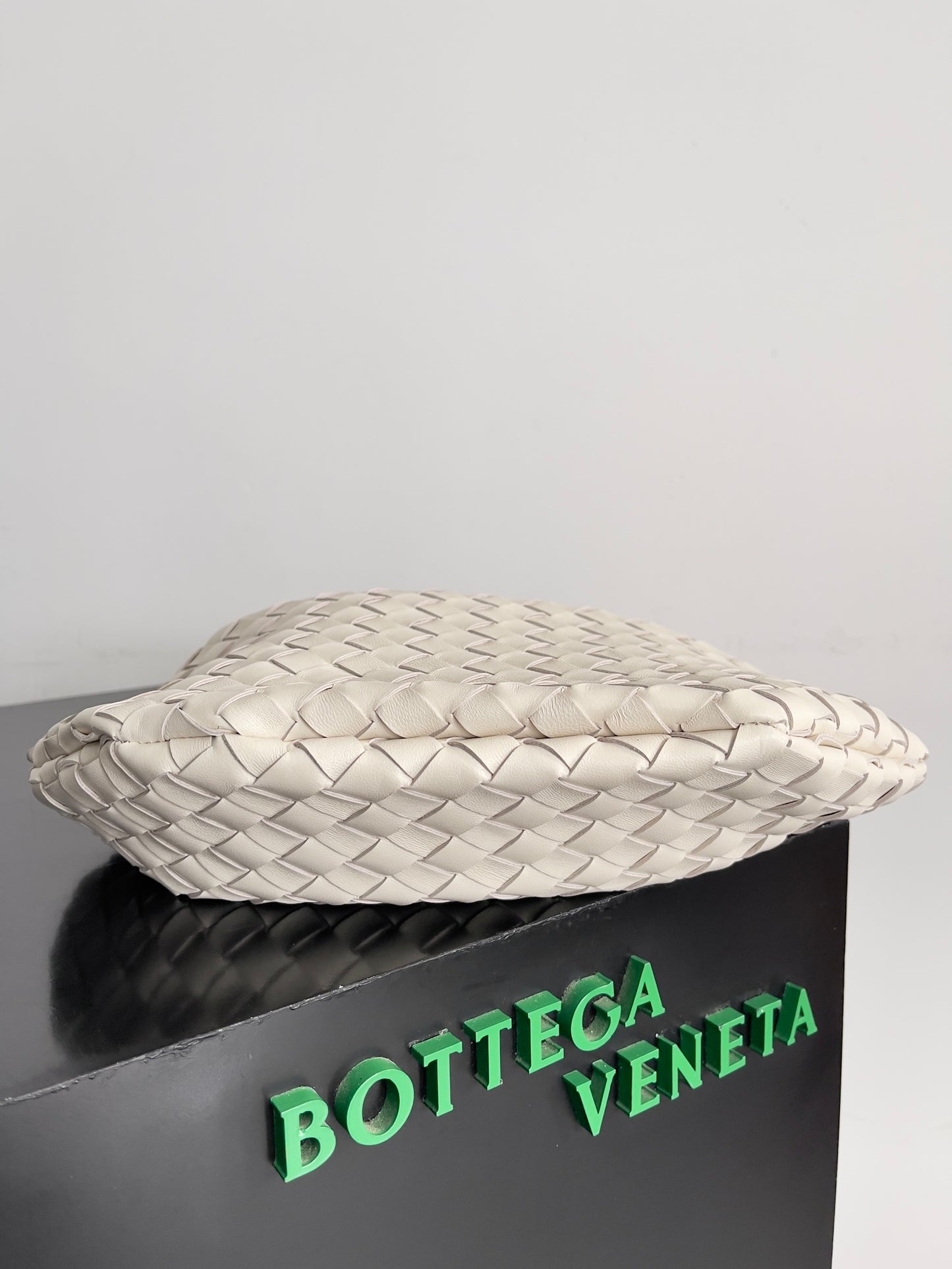 Bottega Veneta Handbag