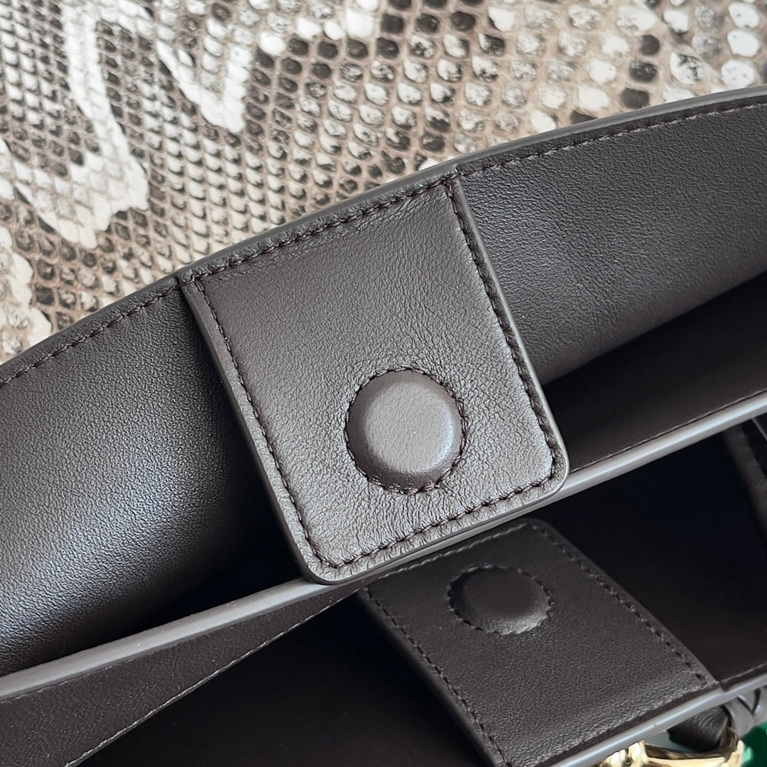 Bottega Veneta Handbag