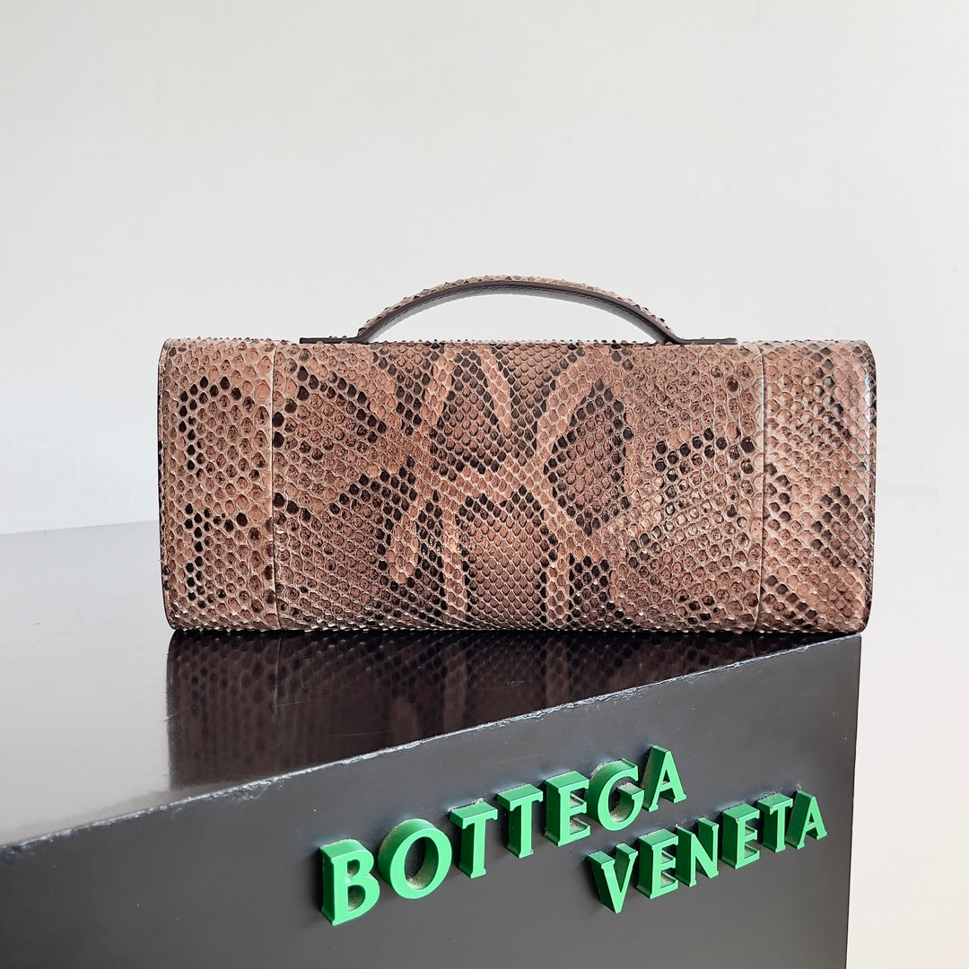 Bottega Veneta Handbag